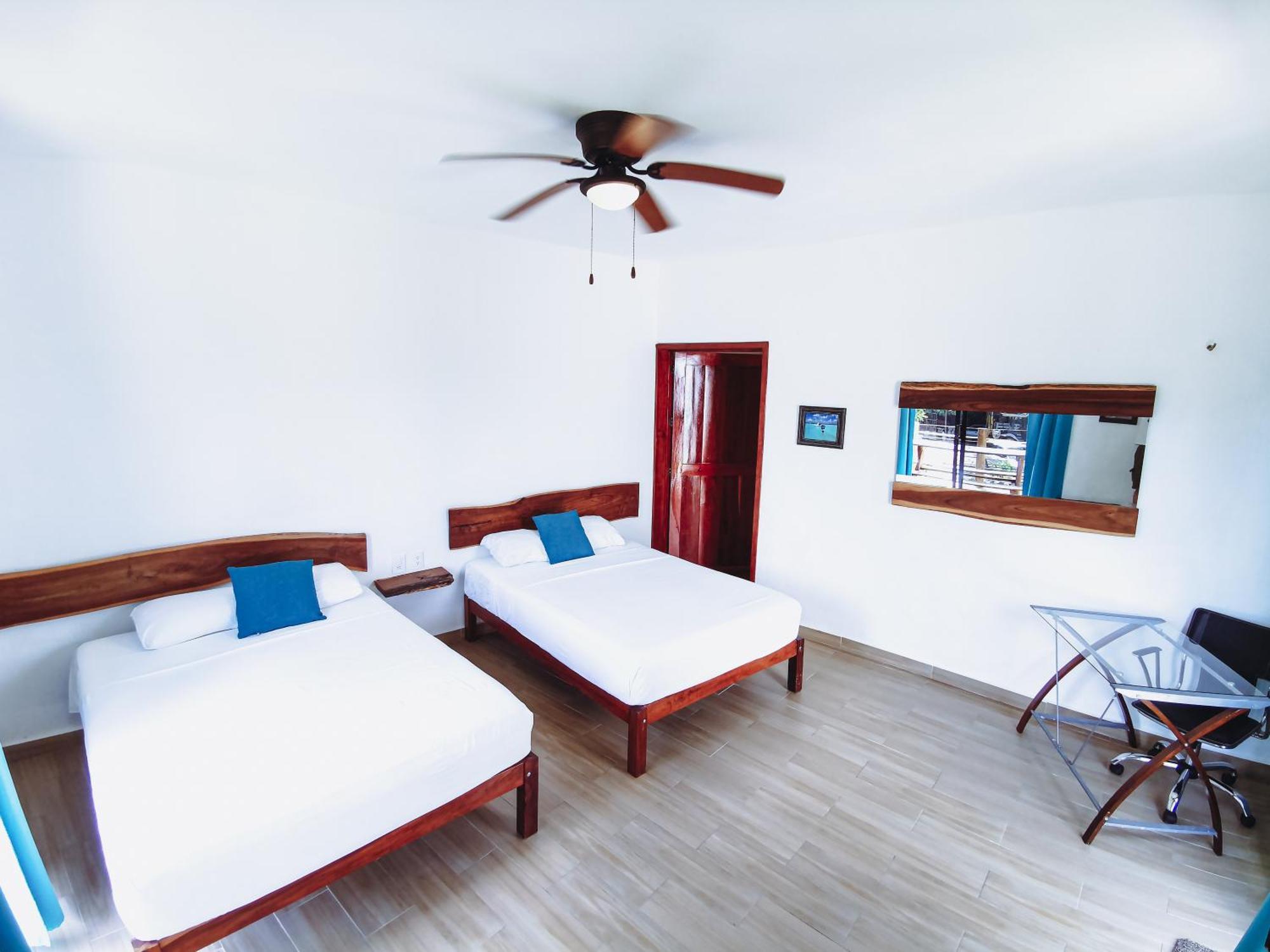 Hotel Ade