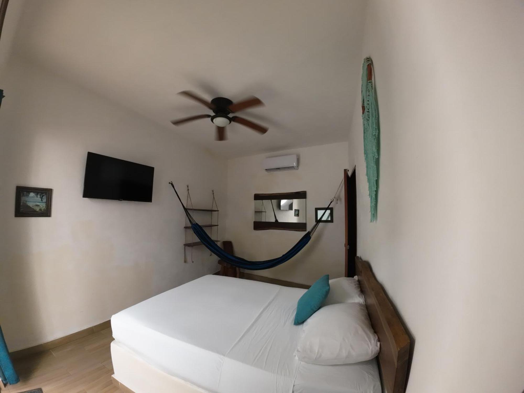 Hotel Ade 3*